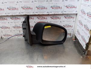 O147081 Gebruikte spiegel buiten rechts Nissan Note