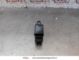 O147085 Gebruikte elektrisch raam schakelaar Nissan Note