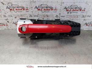 O147143 Gebruikte portiergreep 4deurs links-voor Seat Mii