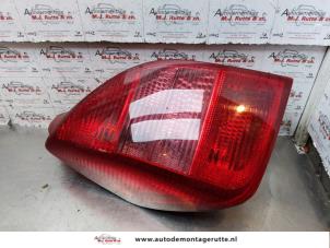 O147203 Gebruikte achterlicht links Citroen C2