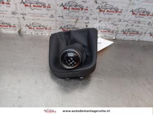 Gebruikte Versnellingspookhoes Seat Mii 1.0 12V Prijs op aanvraag aangeboden door Autodemontage M.J. Rutte B.V.