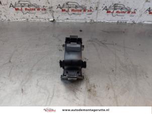 O147351 Gebruikte ruit schakelaar elektrisch Toyota Yaris