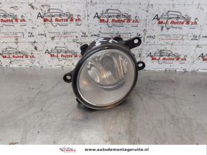O147362 Gebruikte mistlamp links-voor Toyota Yaris