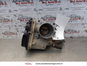 O147533 Gebruikte gasklephuis Mitsubishi Colt