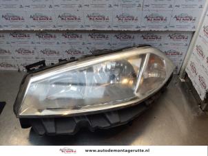 O147552 Gebruikte koplamp links Renault Megane