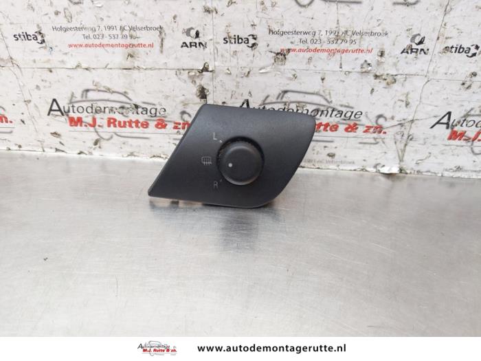 Gebruikte Schakelaar Spiegel Skoda Fabia O147604