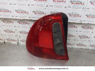 O147739 Gebruikte achterlicht links Rover 45