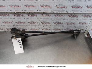 O147816 Gebruikte ruitenwismotor+mechaniek Hyundai Accent