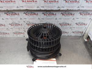 O147819 Gebruikte kachel ventilatiemotor Mercedes E-Klasse