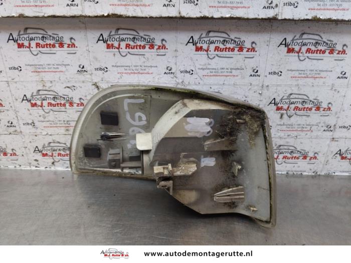 Knipperlicht links van een Volvo V70 (GW/LW/LZ) 2.5 10V 1997