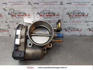 O147856 Gebruikte gasklephuis Audi A4