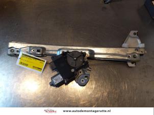 O147985 Gebruikte raammechaniek 4deurs links-voor Peugeot 308