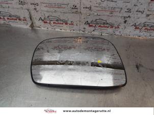 Gebruikte Spiegelglas links Opel Agila (A) 1.2 16V Prijs op aanvraag aangeboden door Autodemontage M.J. Rutte B.V.