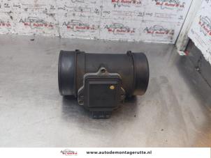 O148391 Gebruikte luchthoeveelheidsmeter Opel Vectra