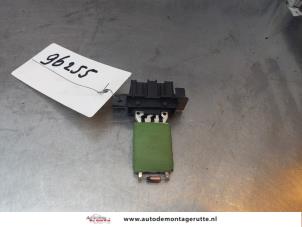 O148435 Gebruikte kachel weerstand Fiat Punto Grande