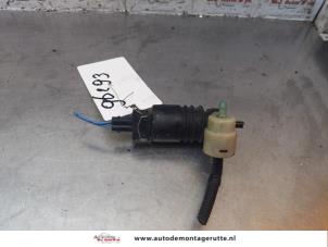 O148477 Gebruikte ruitensproeierpomp voor Opel Corsa
