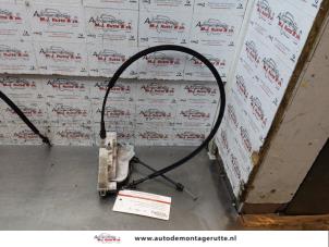 O148557 Gebruikte slotmechaniek portier 2deurs rechts Citroen C3
