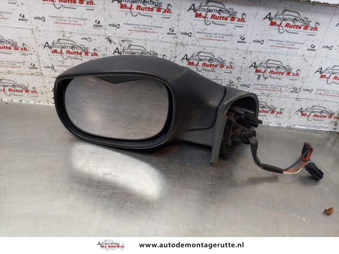 Gebruikte Spiegel Buiten links Citroen C3 O148567