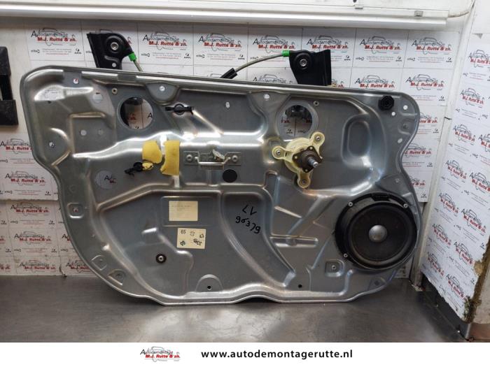 Gebruikte Raammechaniek 4Deurs links-voor Volkswagen Polo O148596