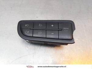 O148625 Gebruikte schakelaar licht Peugeot Bipper
