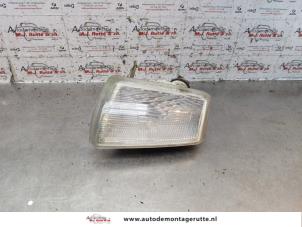 O148778 Gebruikte clignoteur rechts Peugeot 205