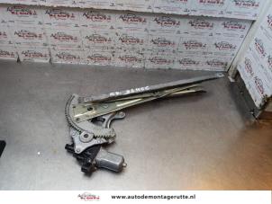 O148782 Gebruikte raammechaniek 4deurs rechts-voor Daihatsu Sirion