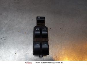 O148783 Gebruikte combischakelaar ramen Daihatsu Sirion