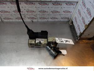 O148850 Gebruikte portierslot mechaniek 2deurs rechts Ford Connect