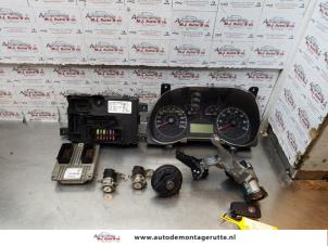 O148864 Gebruikte contactslot + computer Fiat Punto Grande