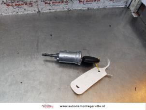 O149020 Gebruikte sleutel+contactslot Opel Corsa
