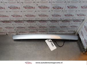 O149070 Gebruikte achterklep handgreep Renault Clio
