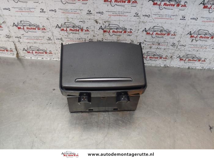 Gebruikte Bekerhouder Audi A6 O149172