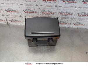 O149172 Gebruikte bekerhouder Audi A6