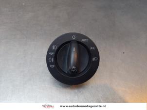 O149242 Gebruikte schakelaar licht Audi A6