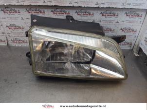 O149290 Gebruikte koplamp rechts Peugeot Partner