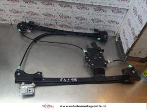 O149352 Gebruikte ruitmechaniek 2deurs rechts-voor Landrover Freelander