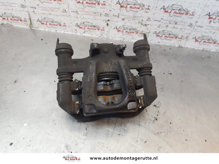 Gebruikte Remklauw (Tang) rechts-achter Mercedes Vito O149415