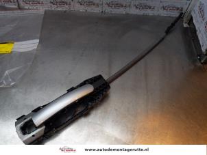 O149473 Gebruikte portiergreep 2deurs links Volkswagen UP