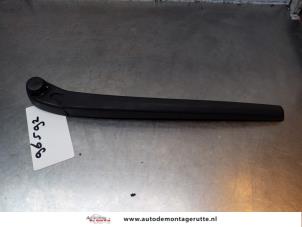 O149675 Gebruikte ruitenwisserarm achter Seat Leon