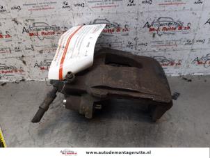 O149874 Gebruikte remklauw (tang) rechts-voor Volkswagen Golf