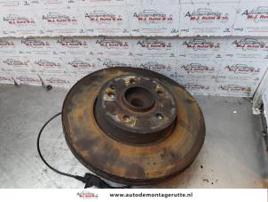 O149885 Gebruikte asschenkel rechts-voor Mercedes Vito