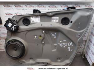 O149951 Gebruikte raammechaniek 4deurs rechts-voor Mercedes B-Klasse