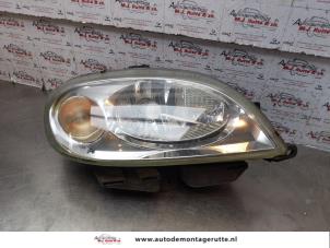 O150055 Gebruikte rechter koplamp Citroen Saxo