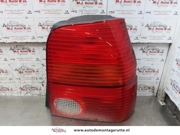Gebruikte Achterlicht rechts Volkswagen Lupo O150064