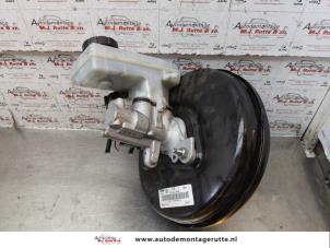 O150100 Gebruikte rembekrachtiger Ford KA