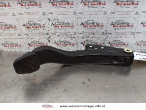 O150103 Gebruikte rempedaal Volkswagen UP