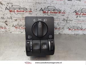 O150216 Gebruikte schakelaar licht Opel Zafira