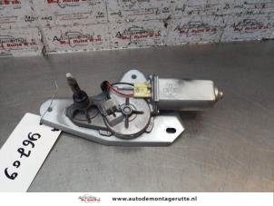 O150277 Gebruikte motor ruitenwisser achter Mazda 2.