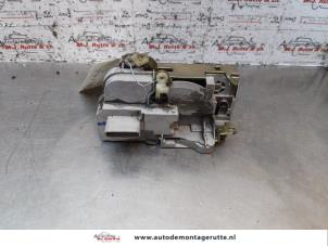 O150301 Gebruikte portierslot mechaniek 4deurs links-voor Citroen C5