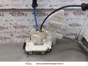 O150327 Gebruikte portierslot mechaniek 4deurs rechts-achter Mercedes E-Klasse